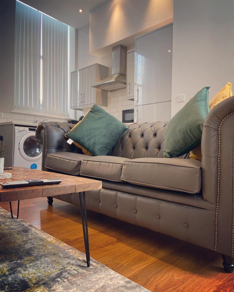 PHOTO-2021-10-04-23-57-39 3